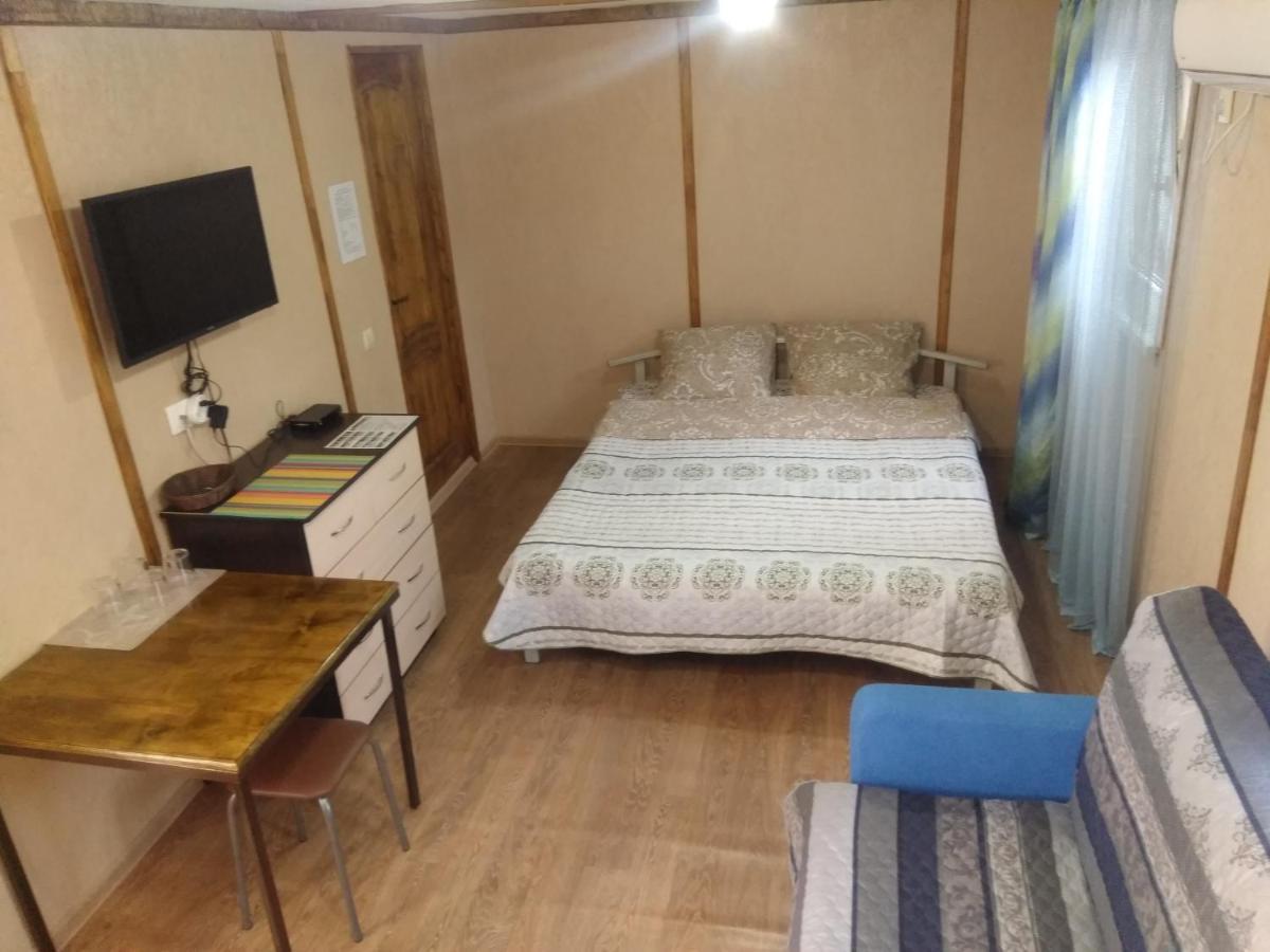 Гостевой Дом Ксения Hotel Soechoemi Buitenkant foto